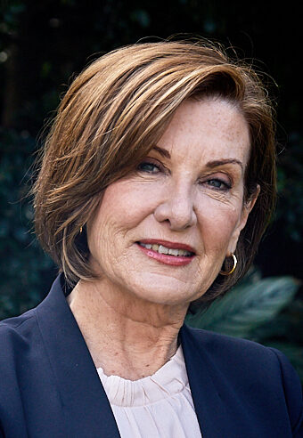 Lynne Hall