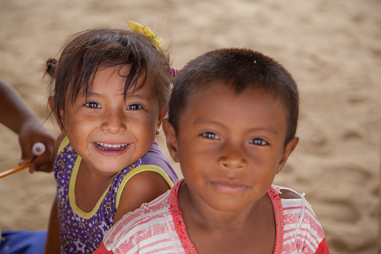 Colombia-Children-Growing-Families