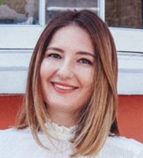Nana Nadiradze
