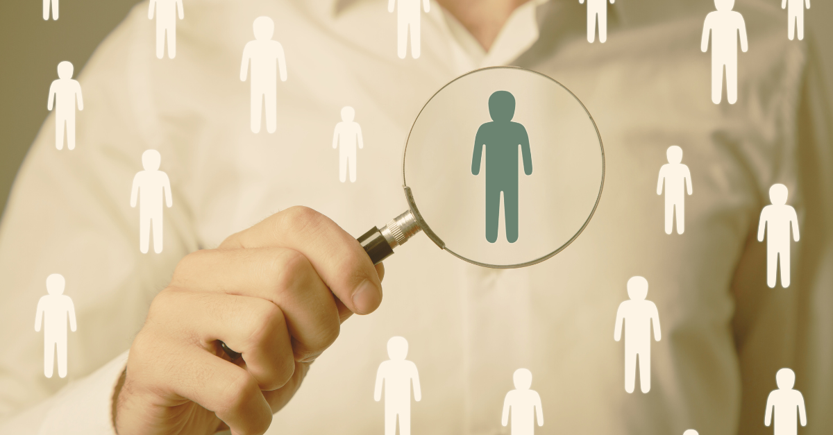 choosing the right surrogacy agency